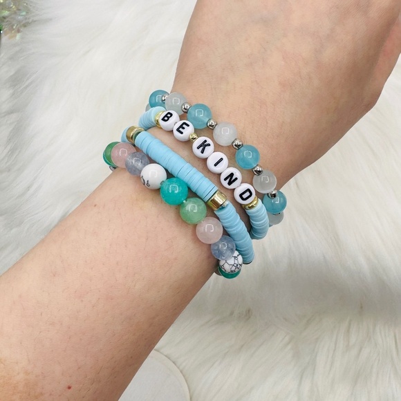 “Be Kind” Arm Candy Beaded Bracelet -  Cool Colors theme - Picture 1 of 6